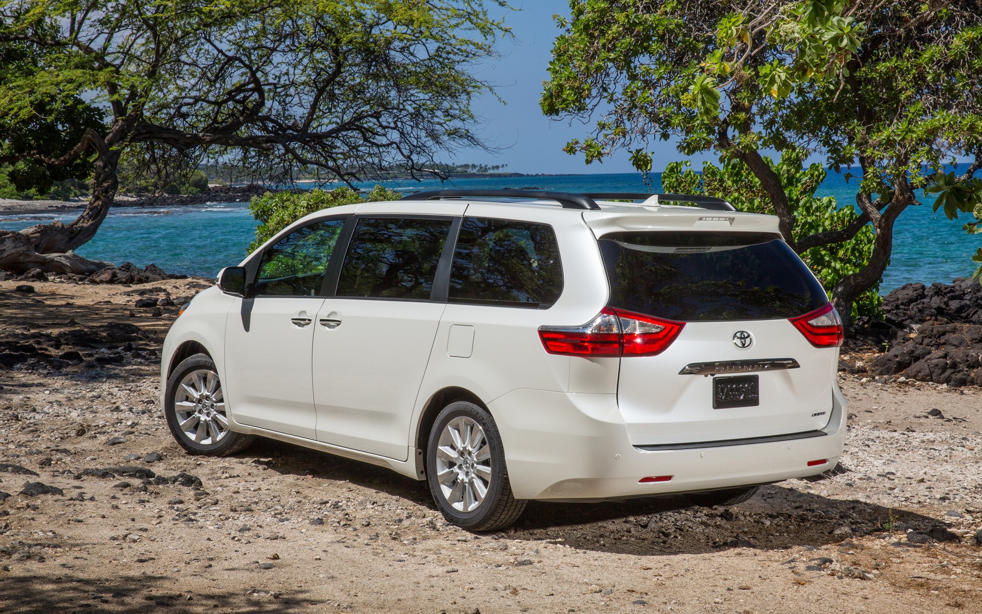 Toyota Sienna 2016