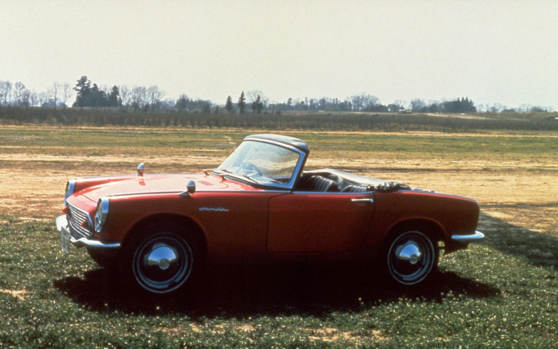 Honda S500 / S600 / S800: this is the second car ever produced by Honda. 