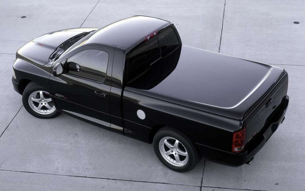 Dodge Ram SRT10 : 500 horsepower