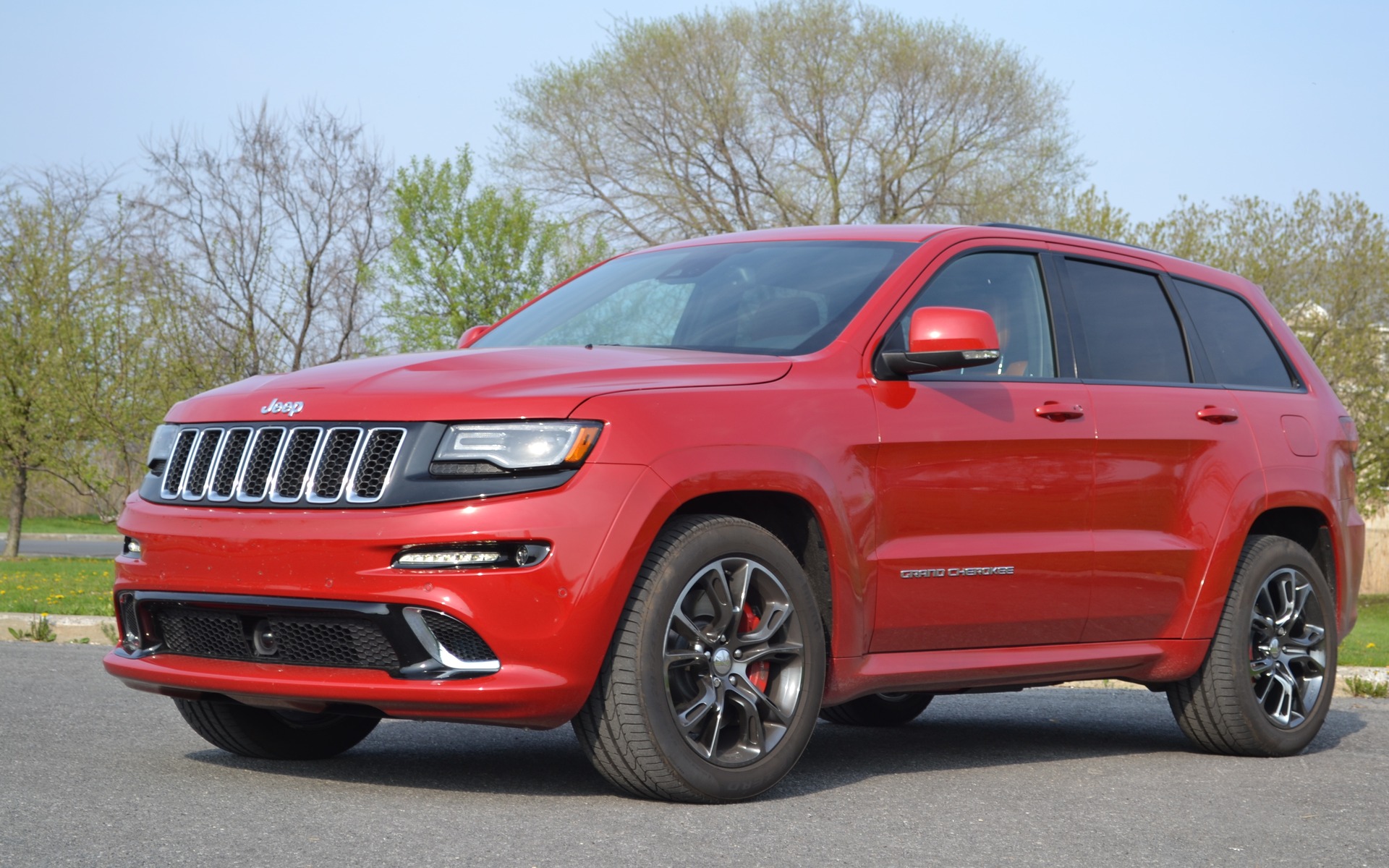 Jeep Grand Cherokee SRT : 475 horsepower