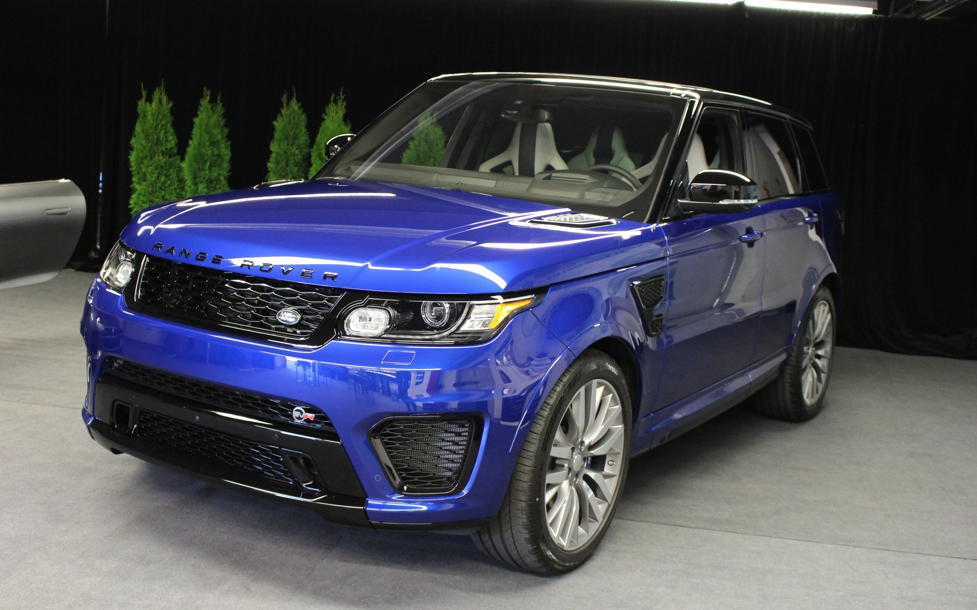 Range Rover Sport SVR : 550 horsepower