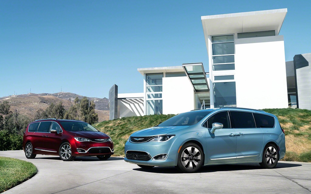 2015 chrysler 2024 pacifica hybrid