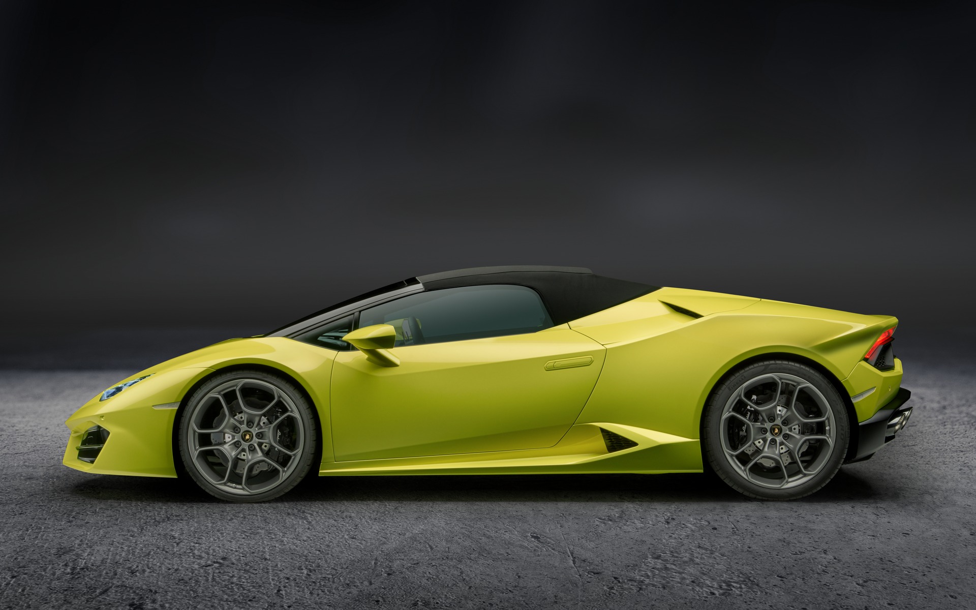 <p>Lamborghini Hurac&aacute;n RWD Spyder</p>