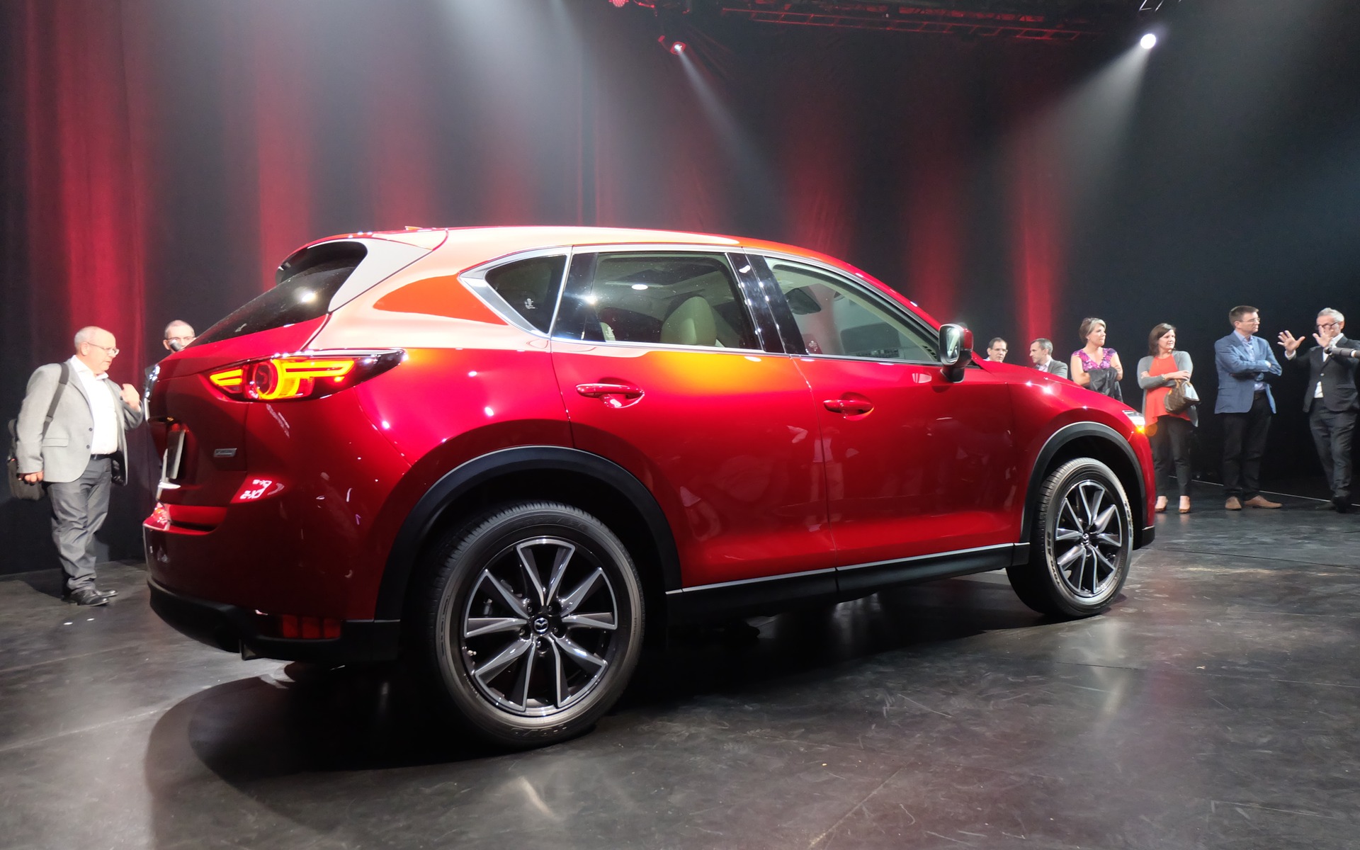 <p>2017 Mazda CX-5</p>