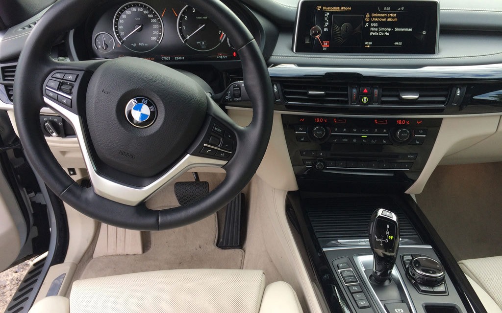 <p>2016 BMW X5 xDrive40e</p>