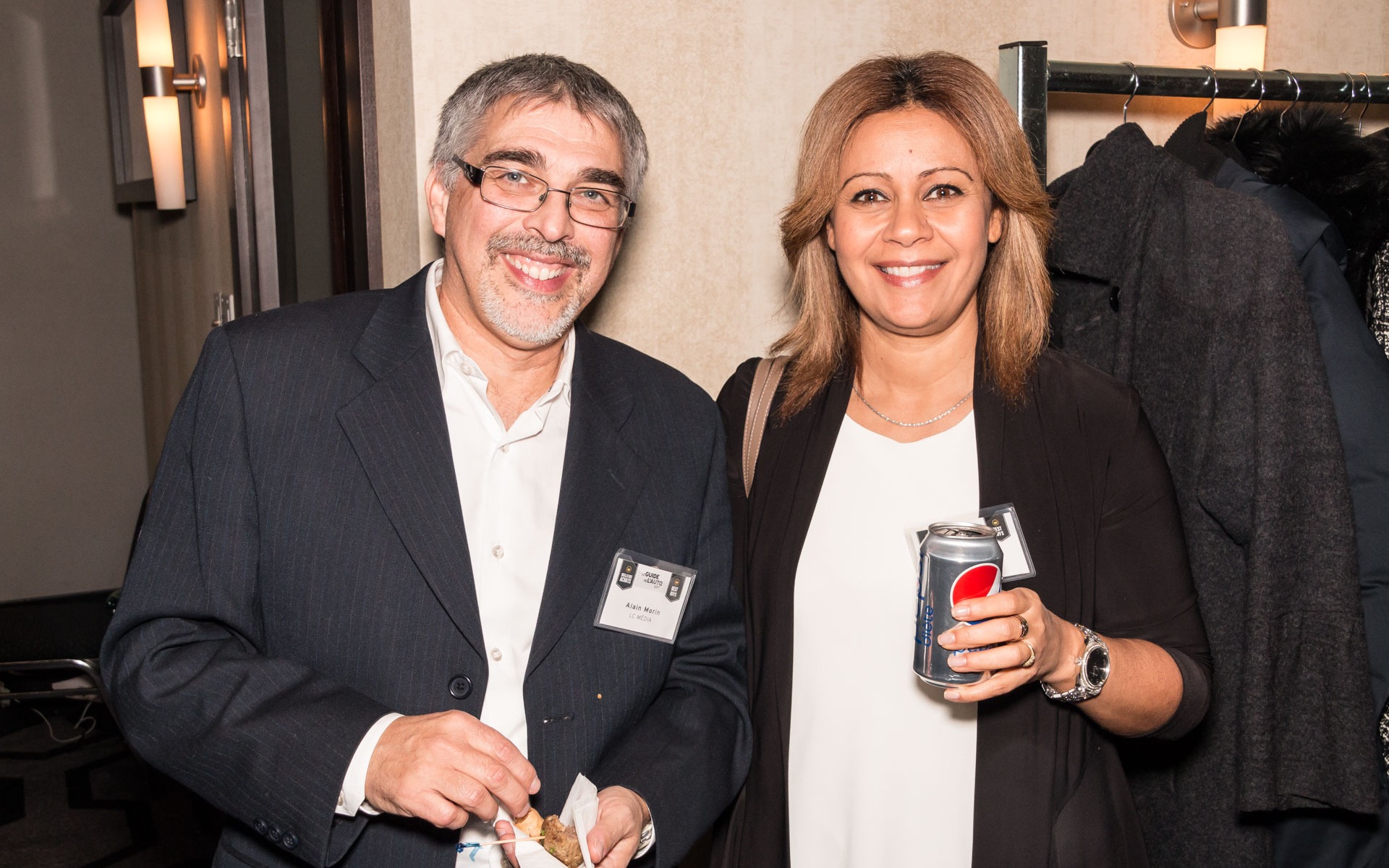 <p>Alain Morin avec Rania Guirguis de Mazda Canada Inc.</p>