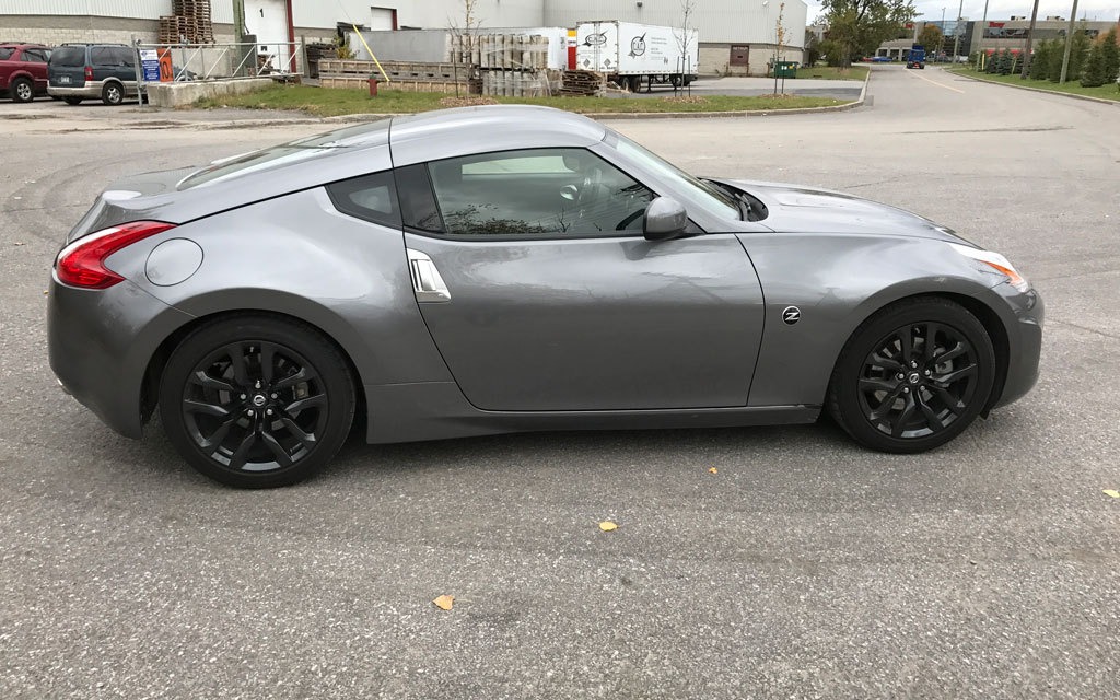 <p>2016 Nissan 370Z Enthusiast Edition</p>