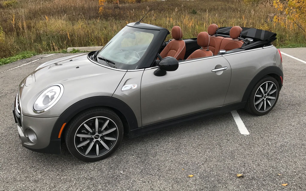 <p>2016 MINI Cooper S Convertible</p>