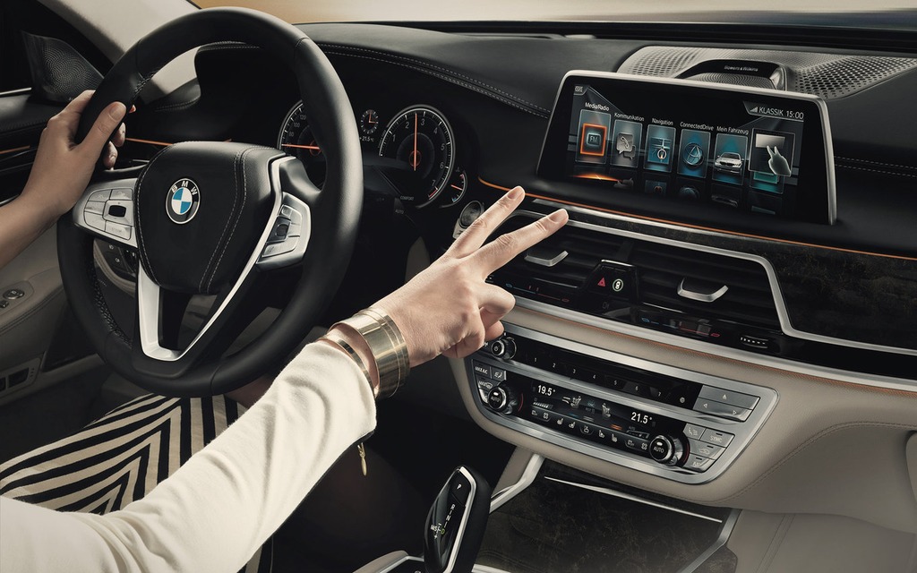 BMW Gesture Control
