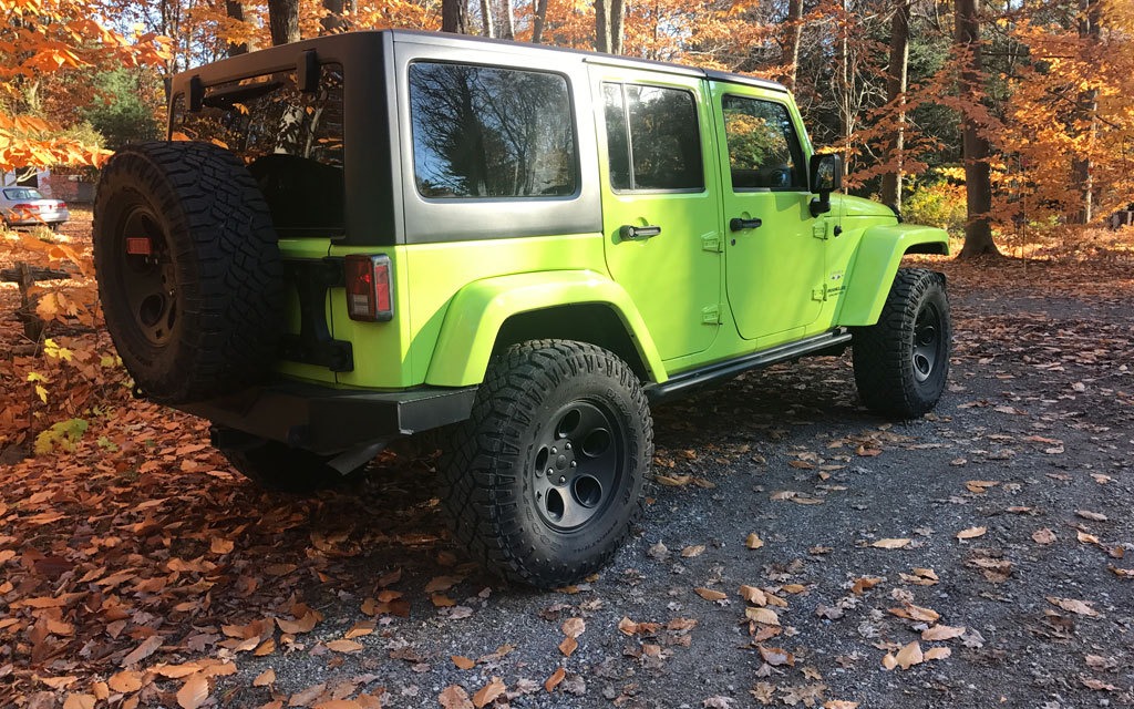 <p>2016 Jeep Wrangler Unlimited Sahara</p>