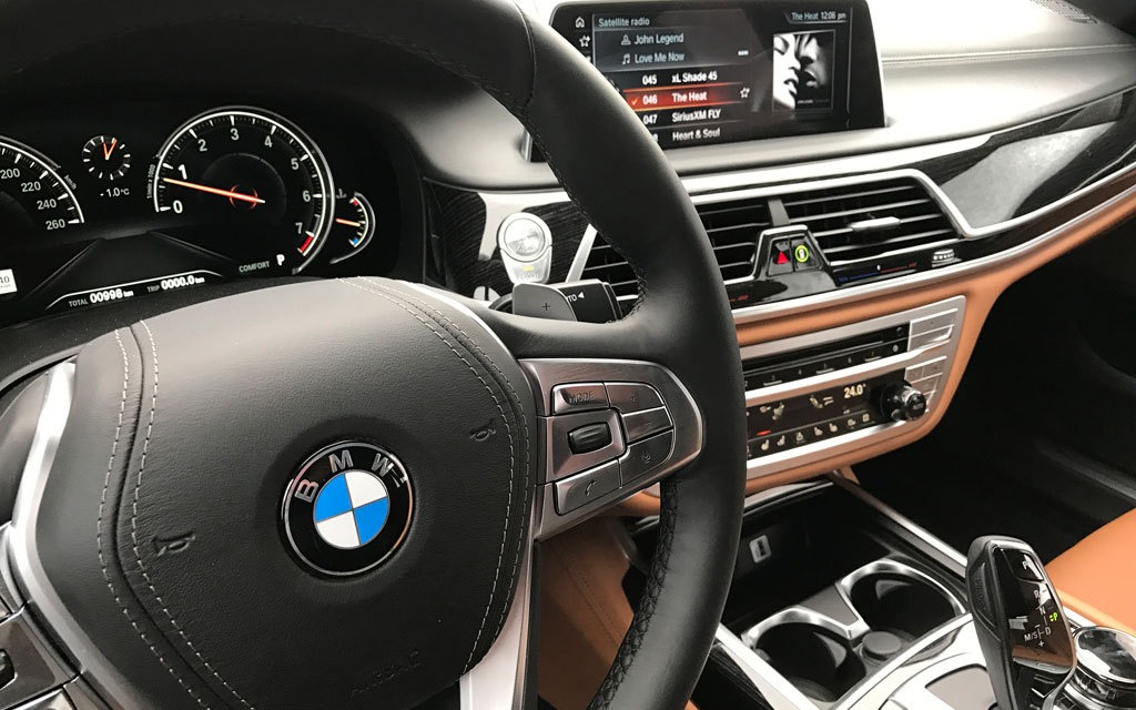 <p>2017 BMW 750Li xDrive</p>