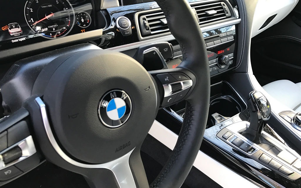 <p>2017 BMW 650i xDrive Cabriolet</p>