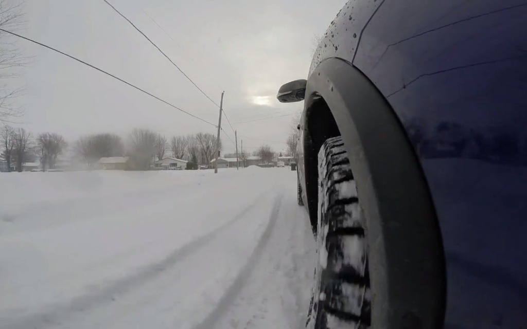 <p>Michelin X-ICE iX3 tires put to the test</p>