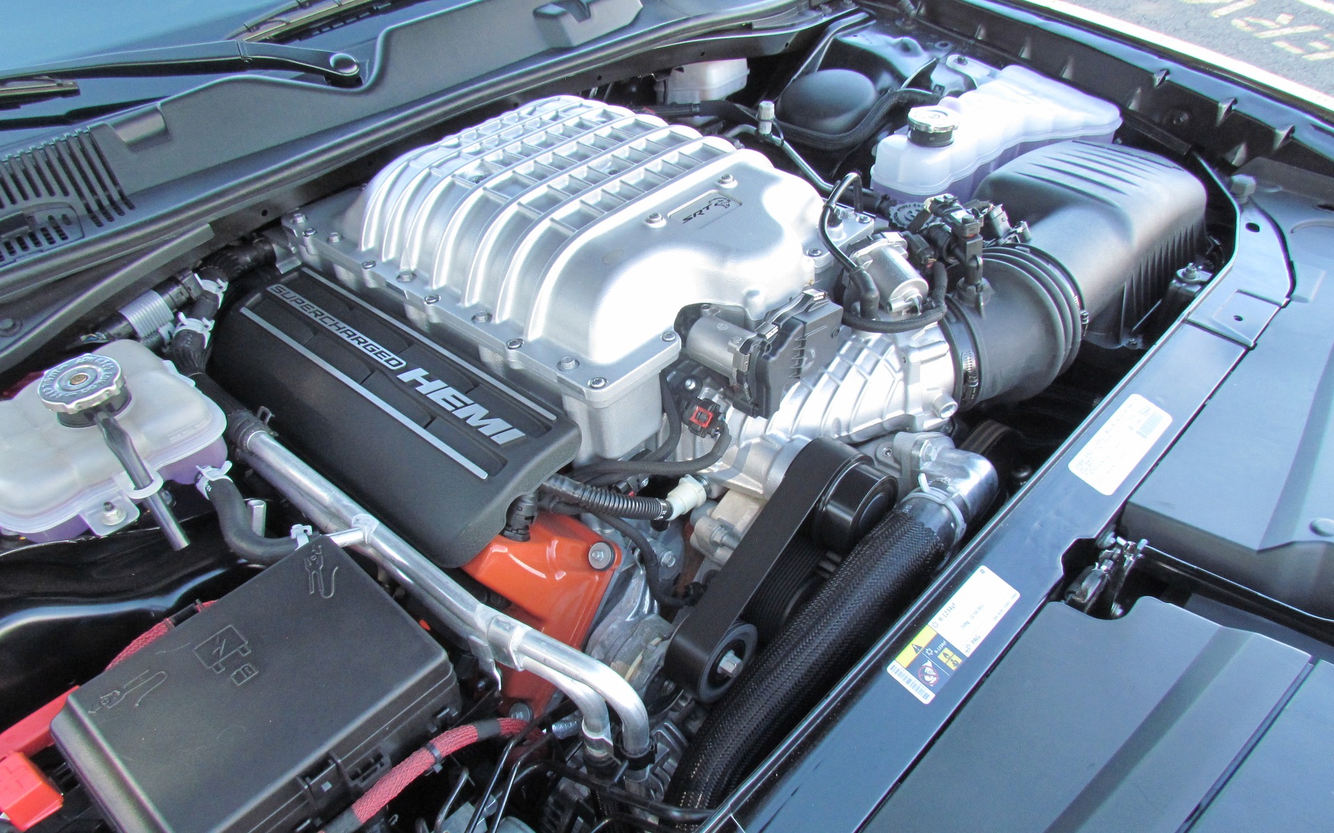 <p>Dodge Challenger SRT Hellcat</p>