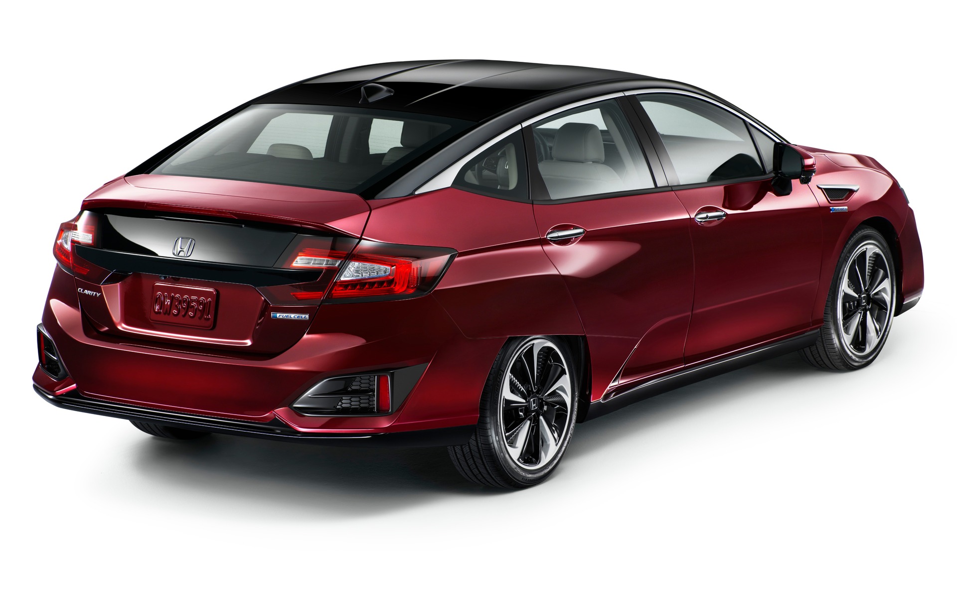 <p>Honda Clarity Fuel Cell</p>