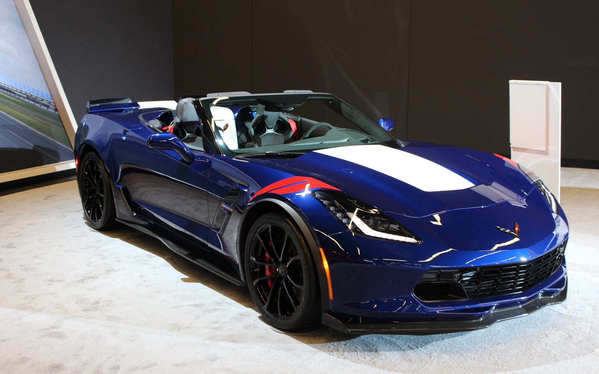 <p>2017 Chevrolet Corvette Grand Sport</p>