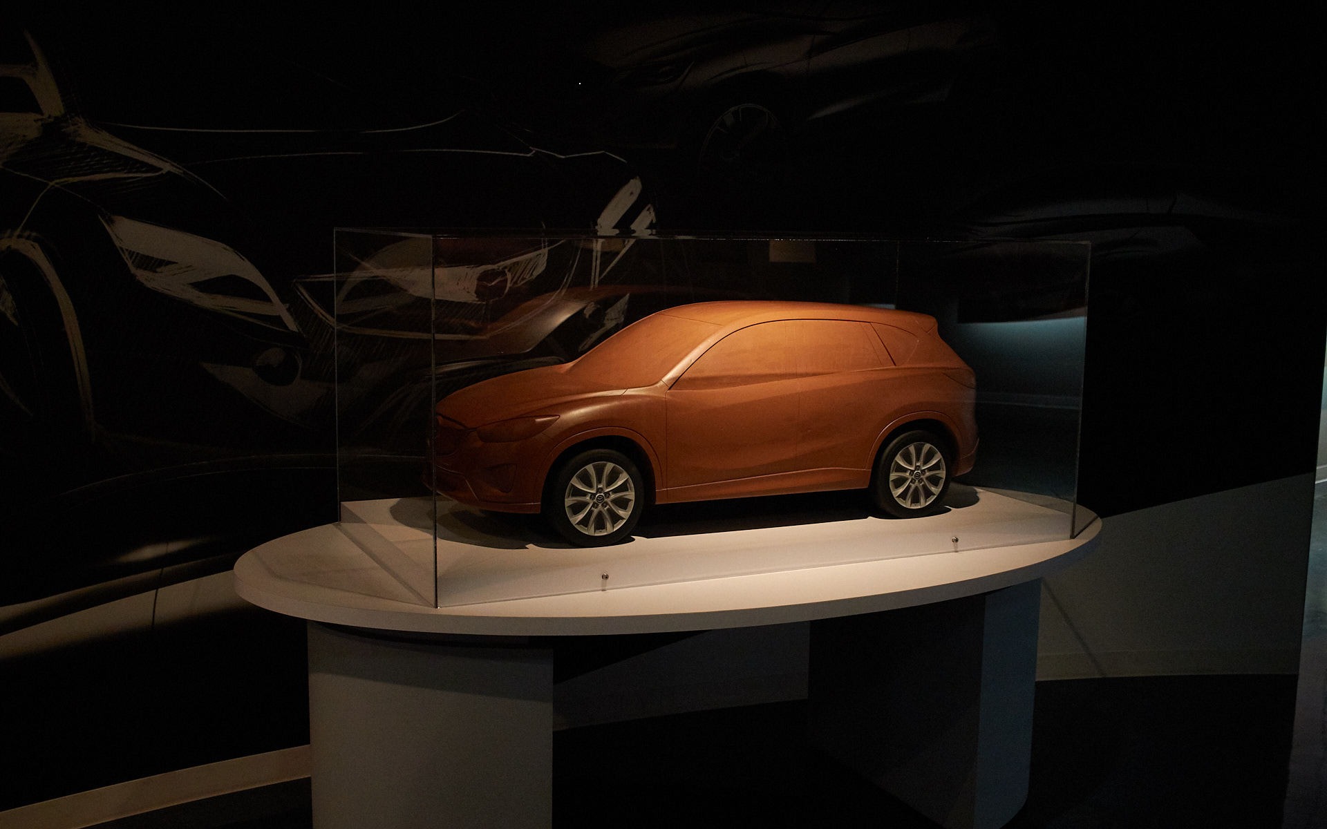 <p>Maquette du style Kodo, et du Mazda CX-5</p>