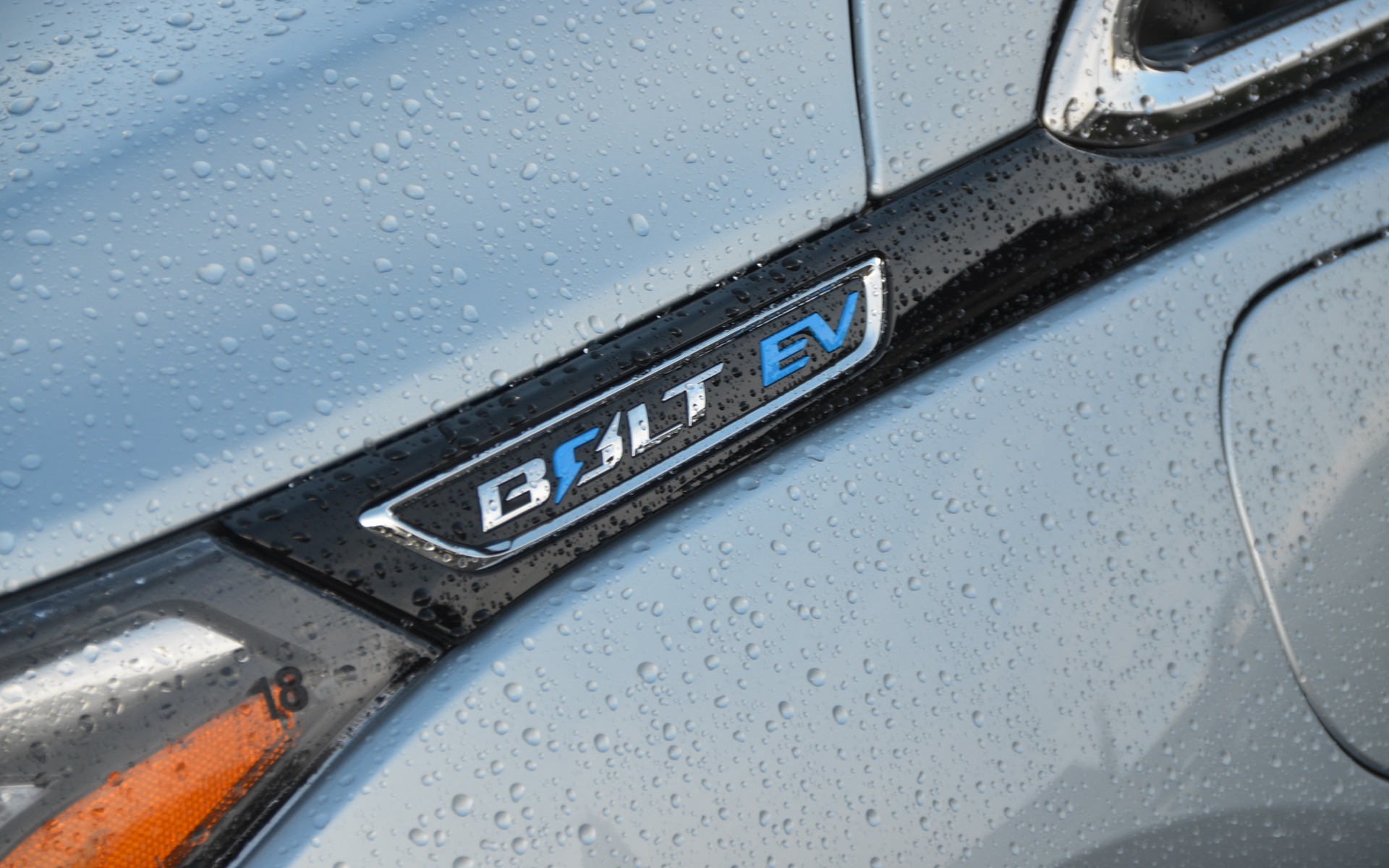 <p>2017 Chevrolet Bolt EV</p>