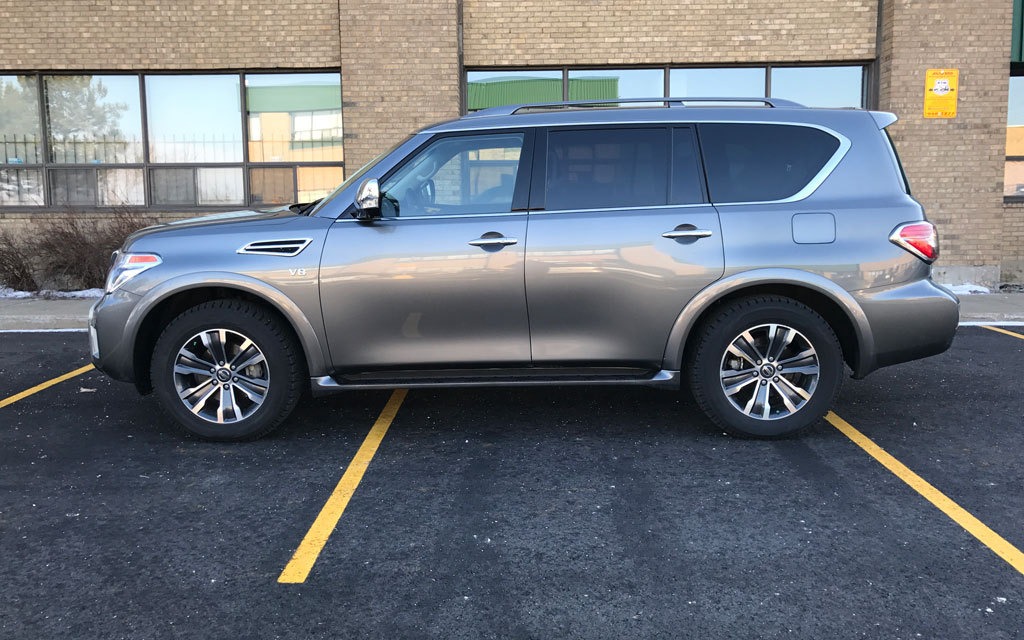 <p>2017 Nissan Armada SL</p>