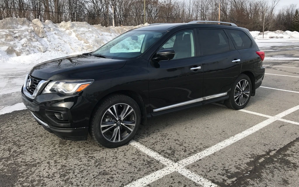 <p>2017 Nissan Pathfinder</p>