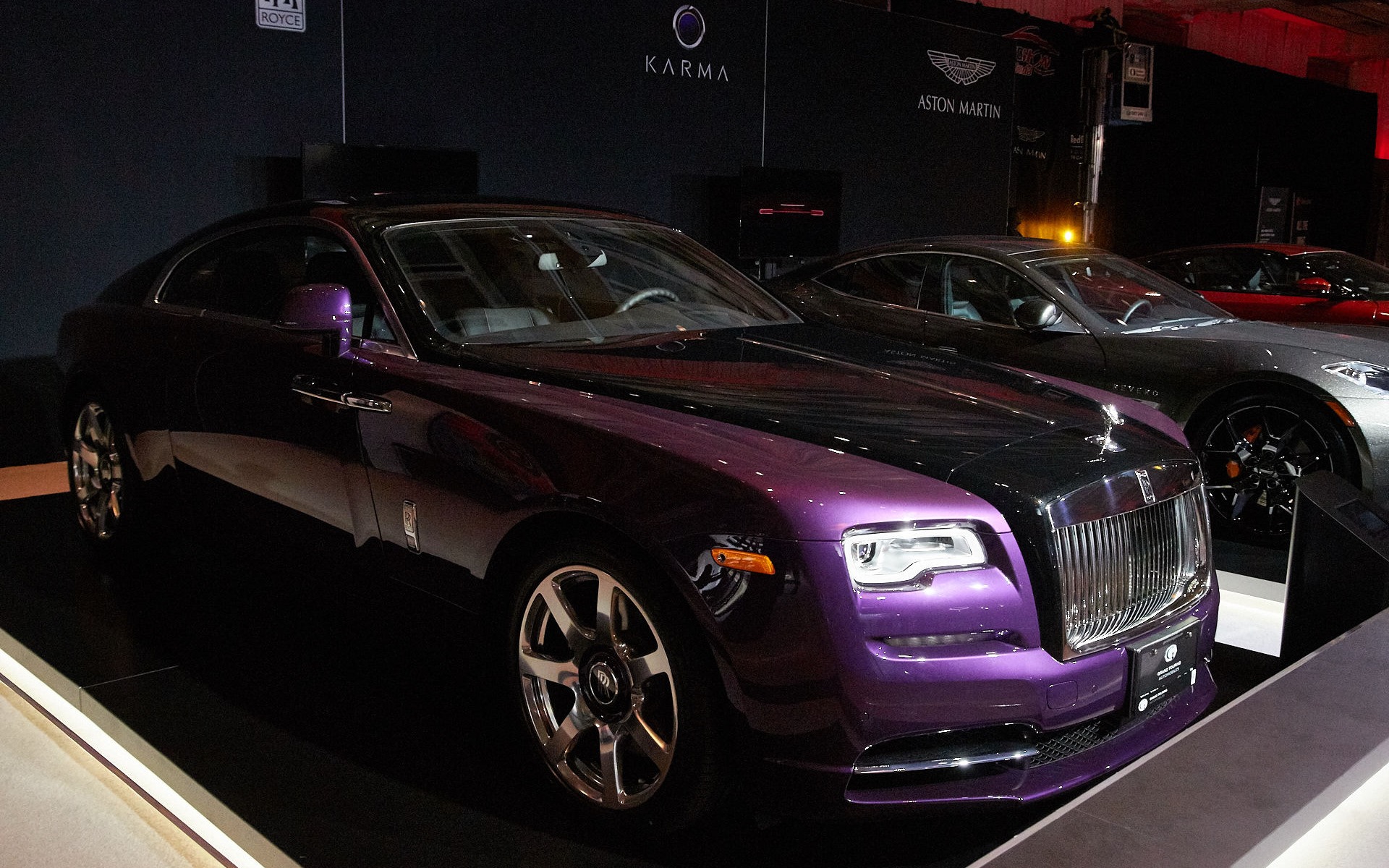 <p>19 - Rolls-Royce Wraith</p>