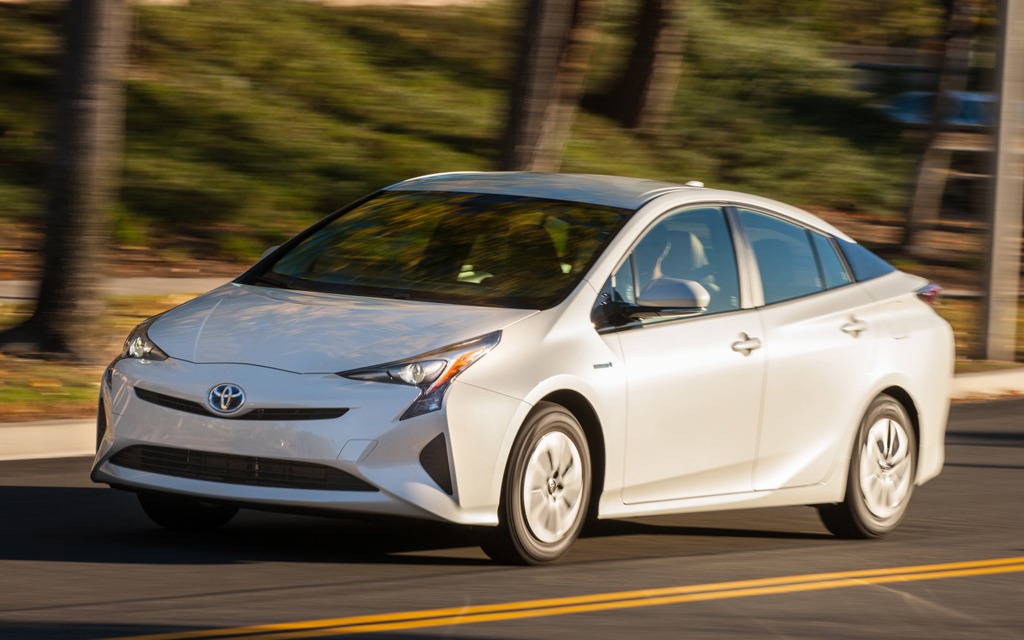 <p><strong>Toyota Prius Eco </strong><br>Note : 62</p>