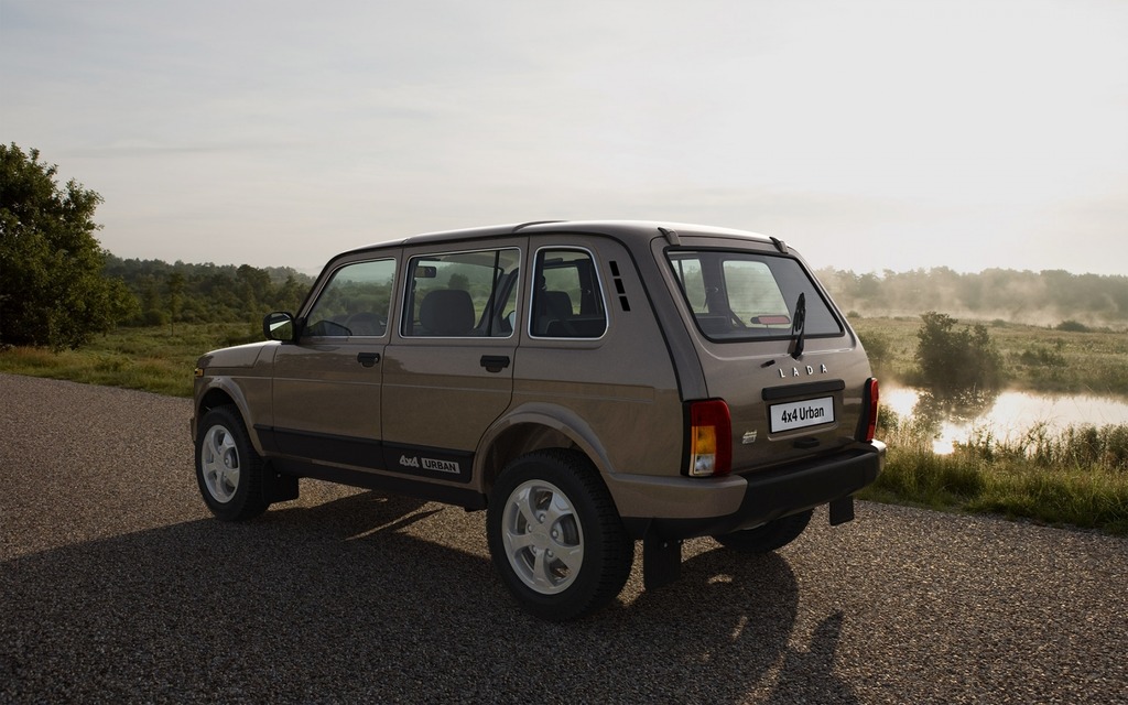 <p>Lada Niva 5 portes</p>