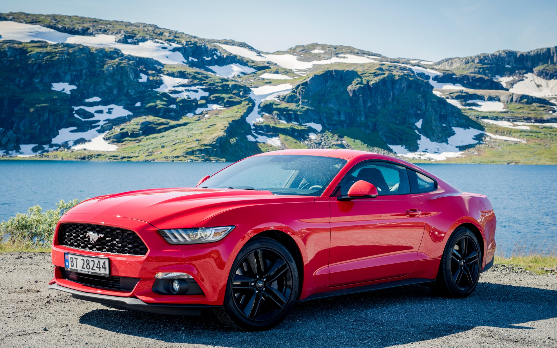 <p>2017 Ford Mustang in Norway</p>