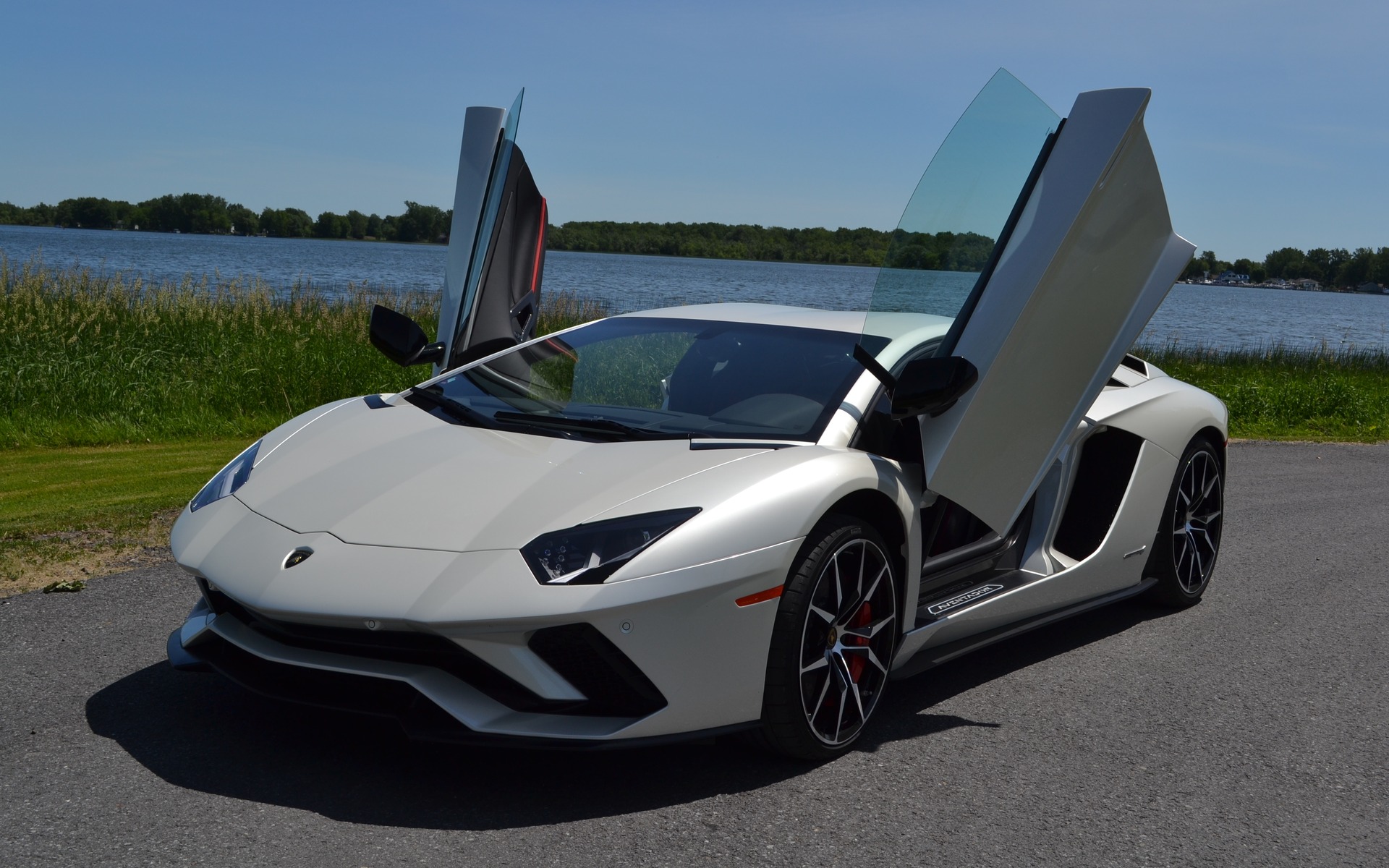 lamborghini veneno speed test