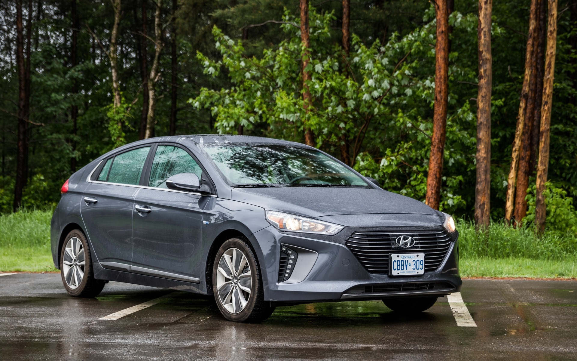 New hyundai store ioniq hybrid