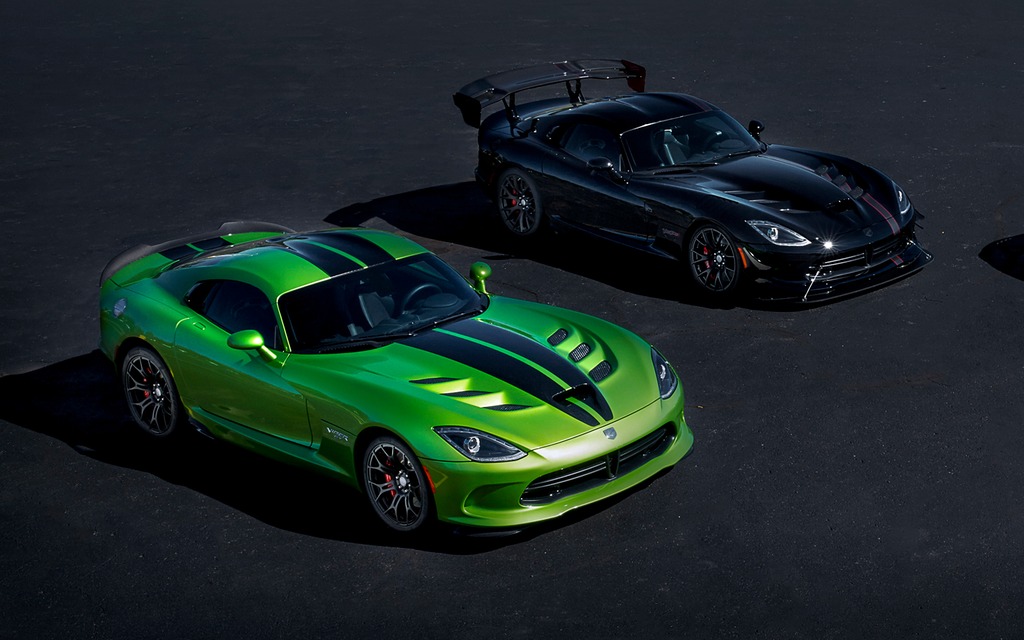 <p>Dodge Viper &eacute;dition 25e anniversaire</p>