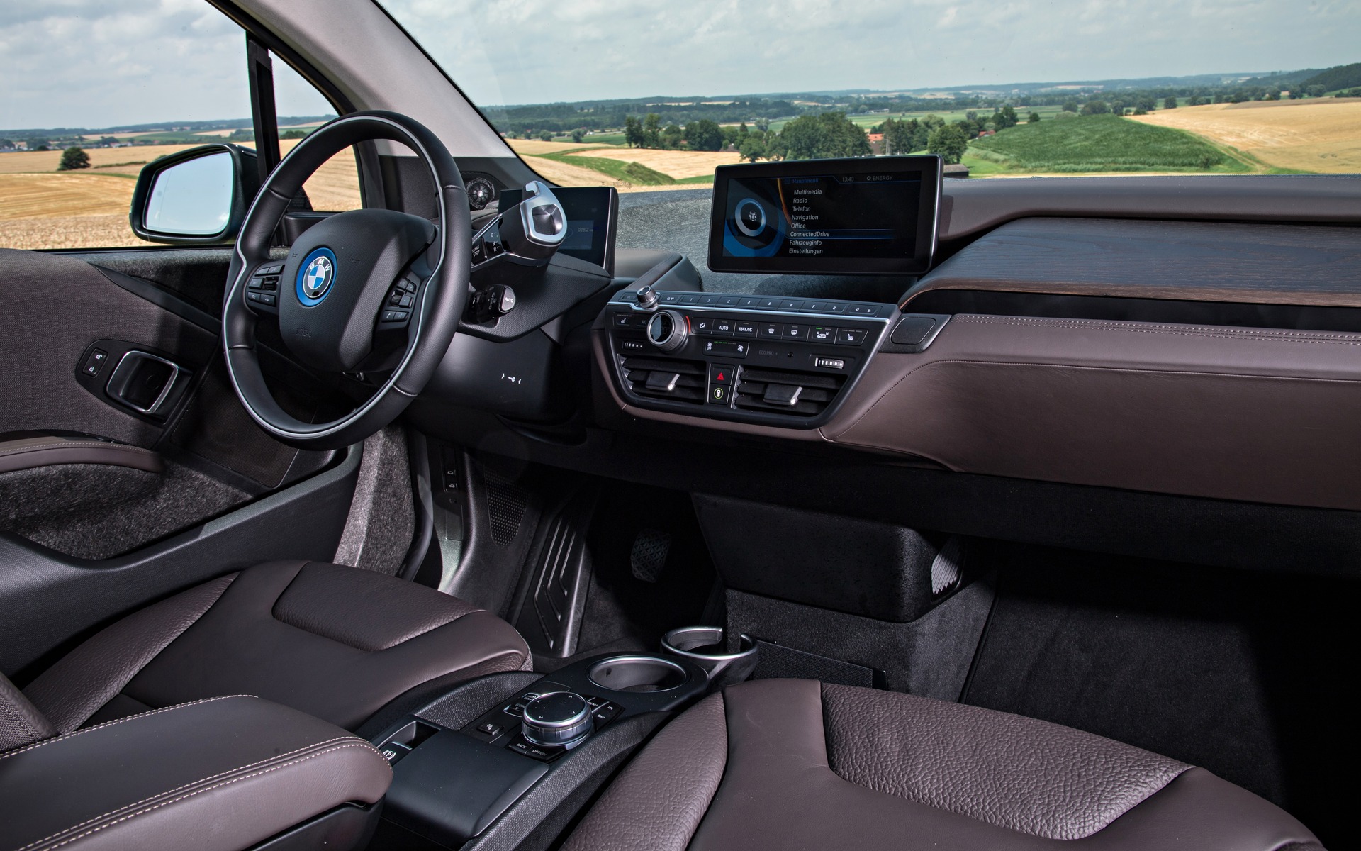 <p>2017 BMW i3</p>