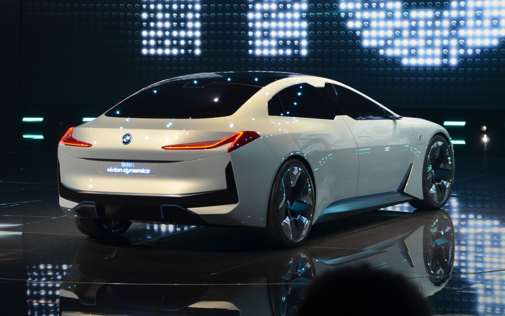 <p>BMW i Vision Dynamics - 0 &agrave; 100 km/h sous les 4 secondes</p>