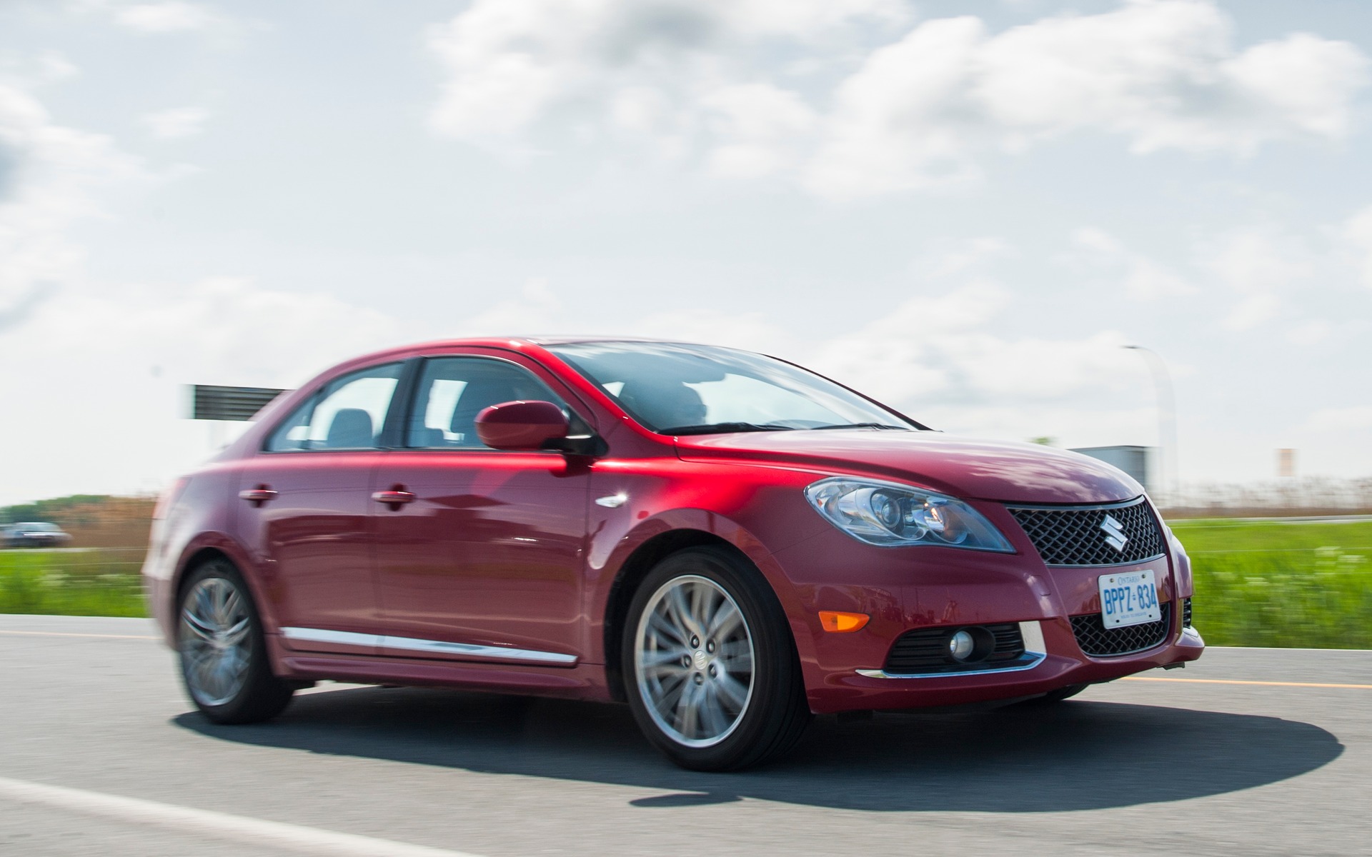 <p>2013 Suzuki Kizashi </p>