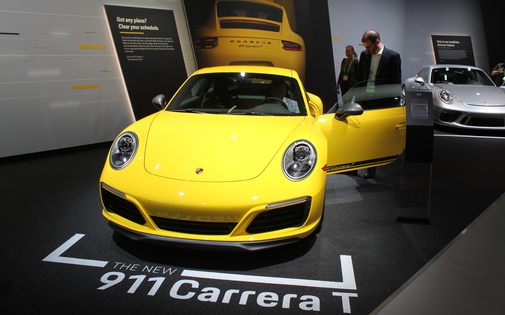 <p>Porsche 911 Carrera T</p>