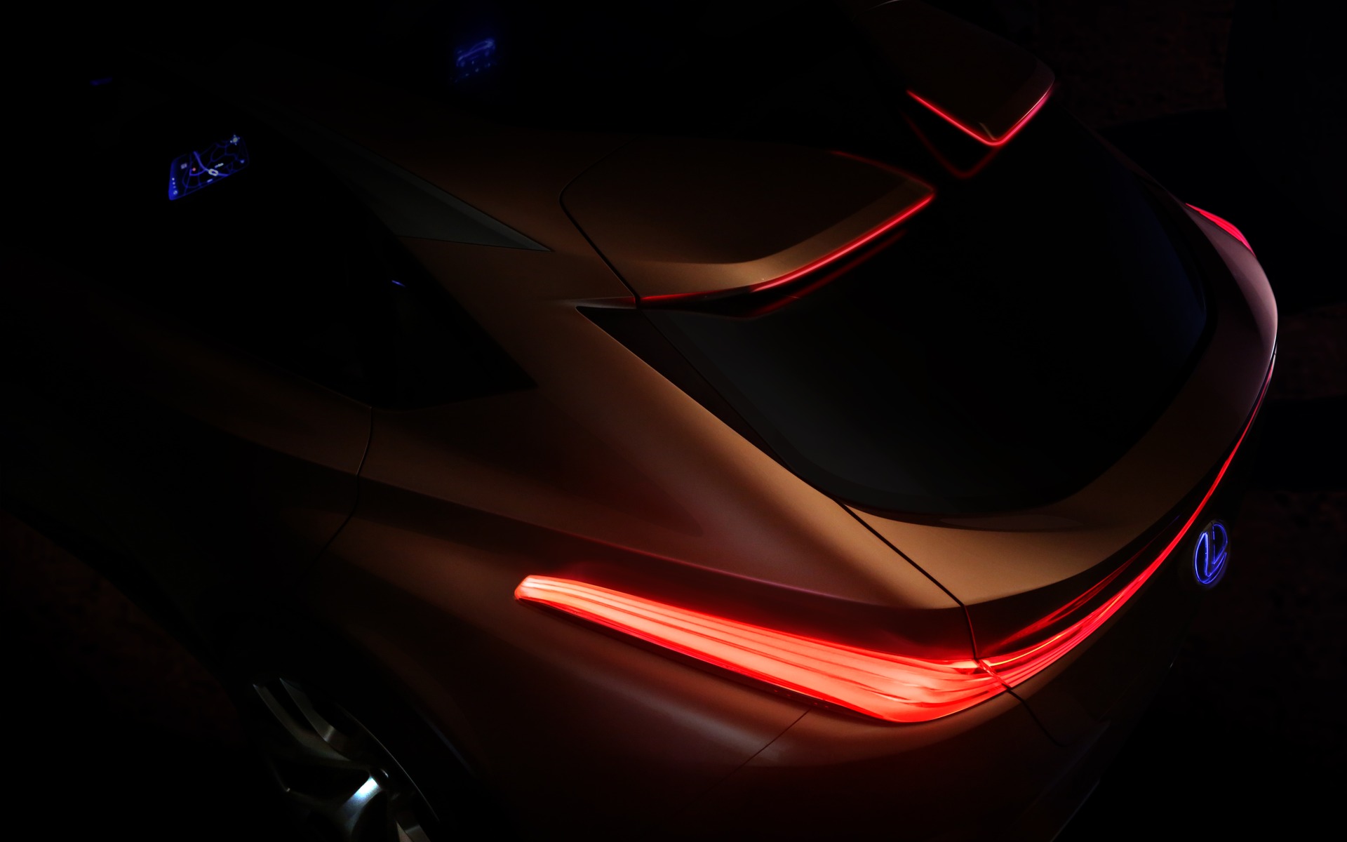 <p>The original image of the LF-1 Limitless Concept published by Lexus.</p>