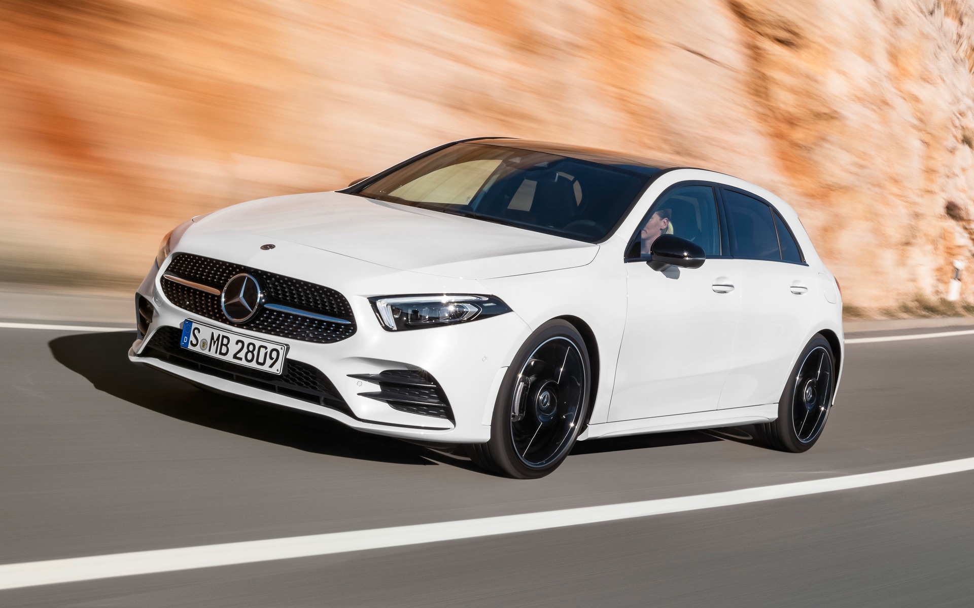 Mercedes Classe A è tra le candidate al Car Of The Year 2019