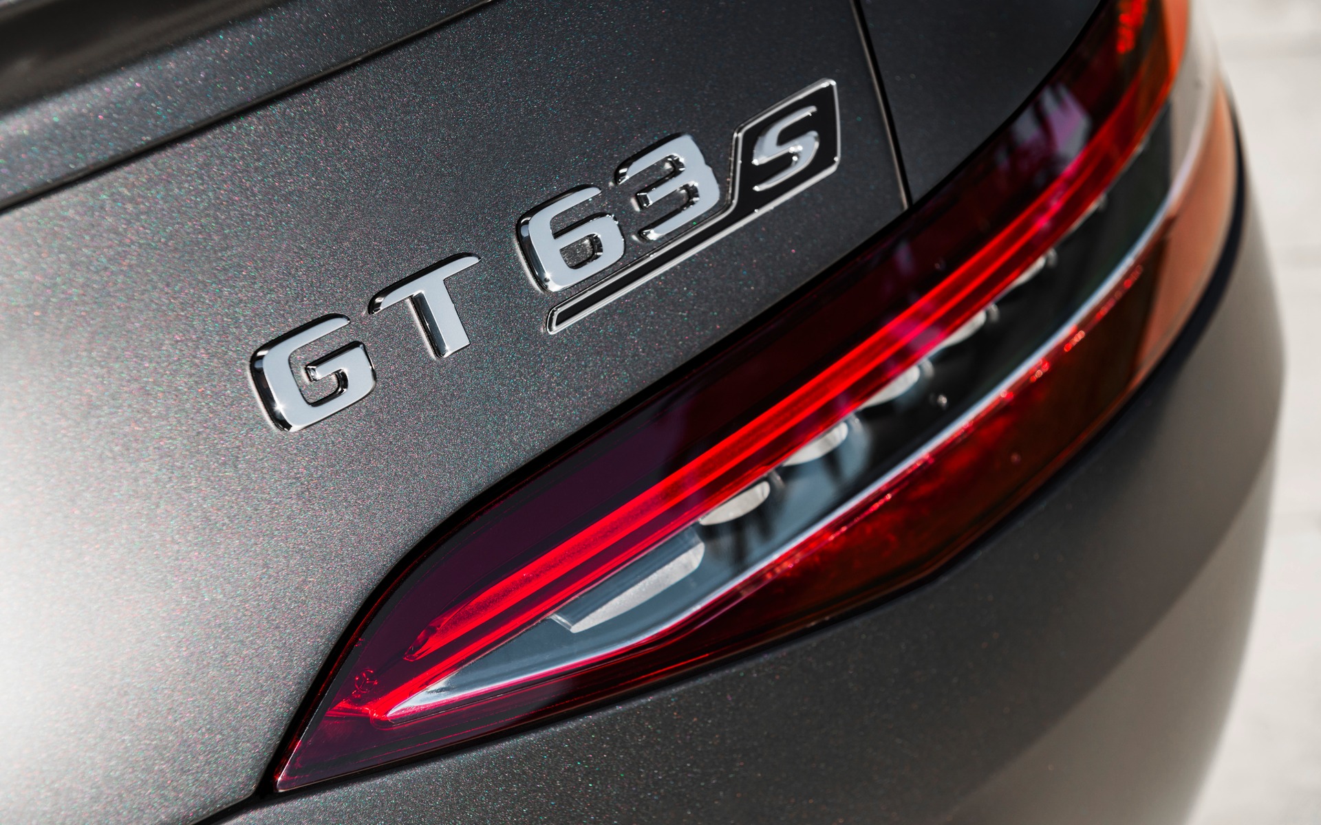 <p>2019 Mercedes-AMG GT 63 S 4MATIC+</p>