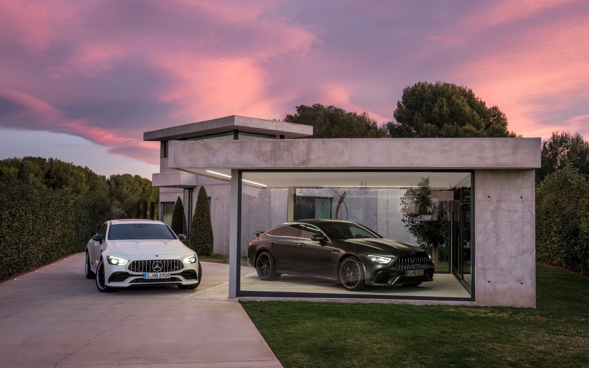 <p>2019 Mercedes-AMG GT 63 S 4MATIC+ and GT 53 4MATIC+</p>