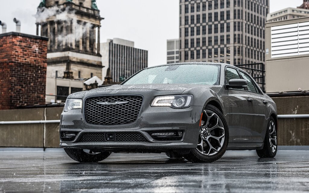2018 Chrysler 300 Preview - The Car Guide
