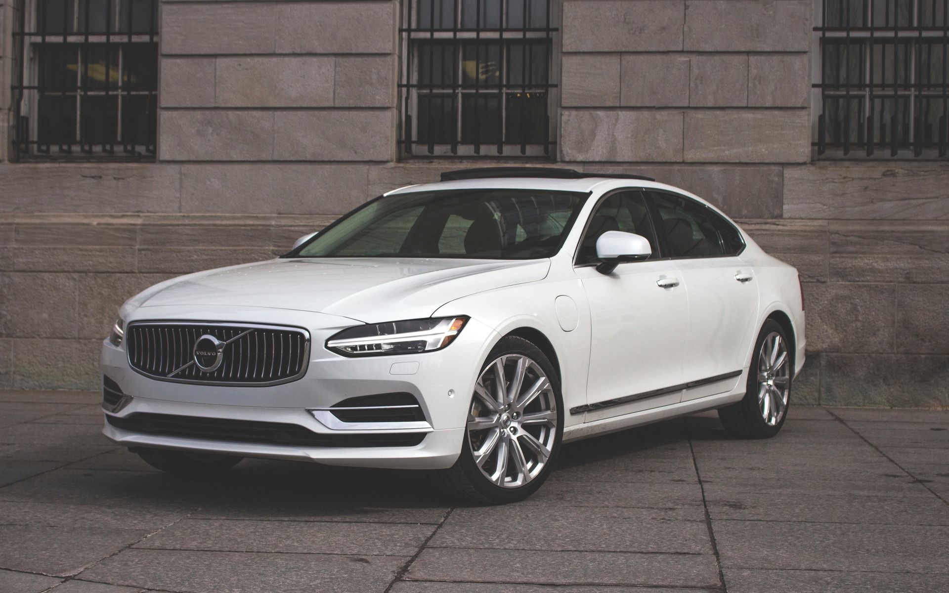 Машина Volvo s90