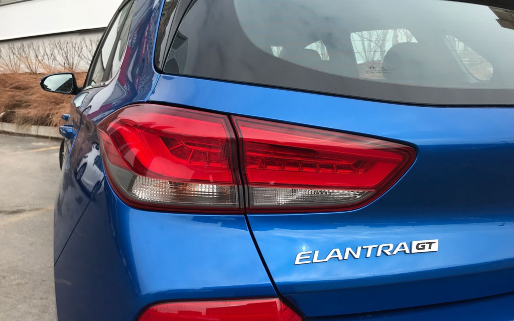 <p>2018 Hyundai Elantra GT</p>