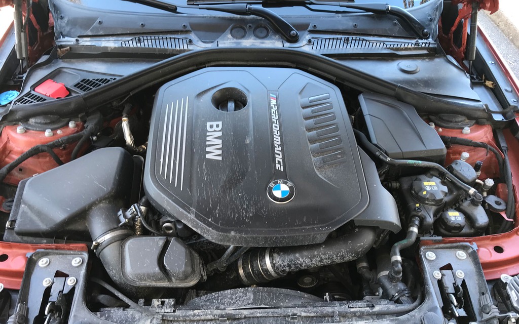 <p>2018 BMW M240i</p>