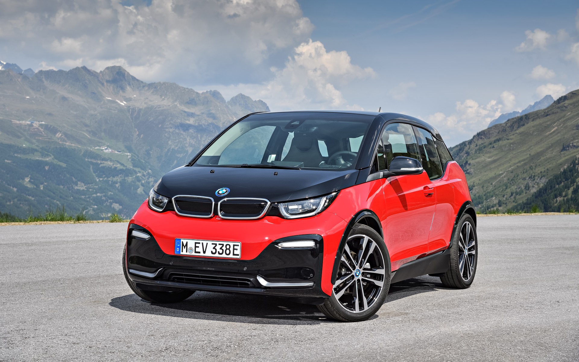 <p>BMW i3</p>