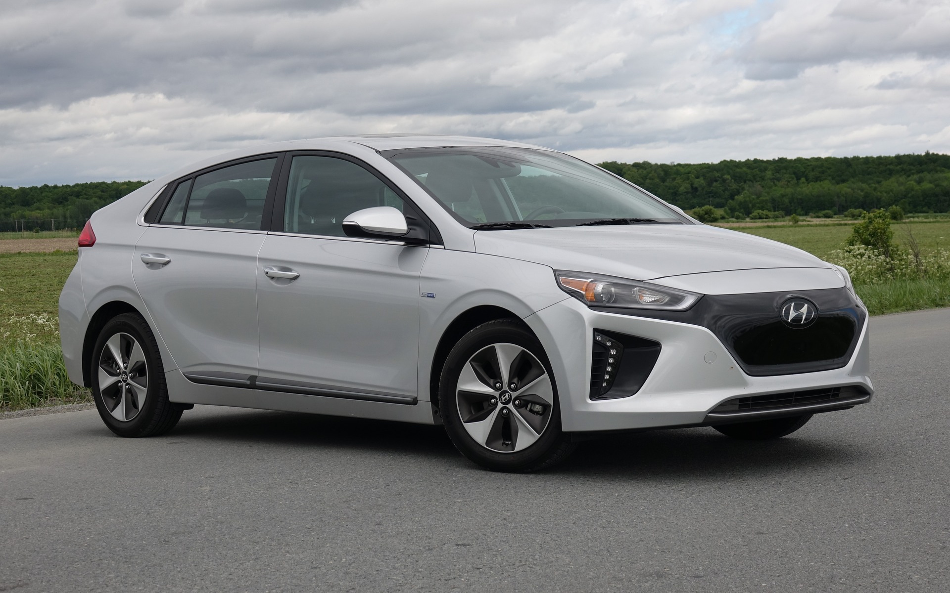 <p>Hyundai Ioniq electric</p>