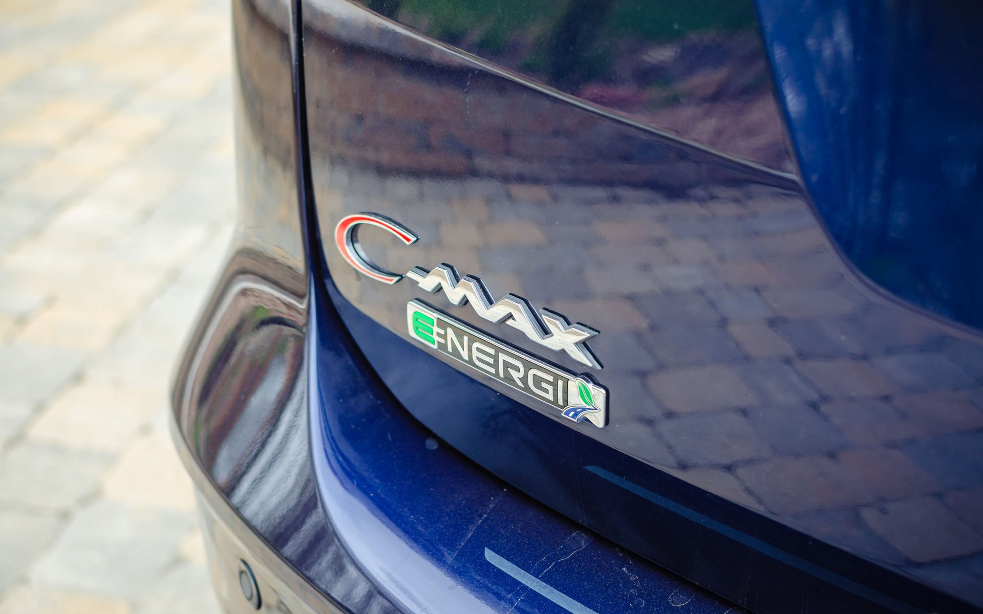 <p>Ford C-MAX Energi 2018</p>
<p>6e rang | 341,1 points</p>