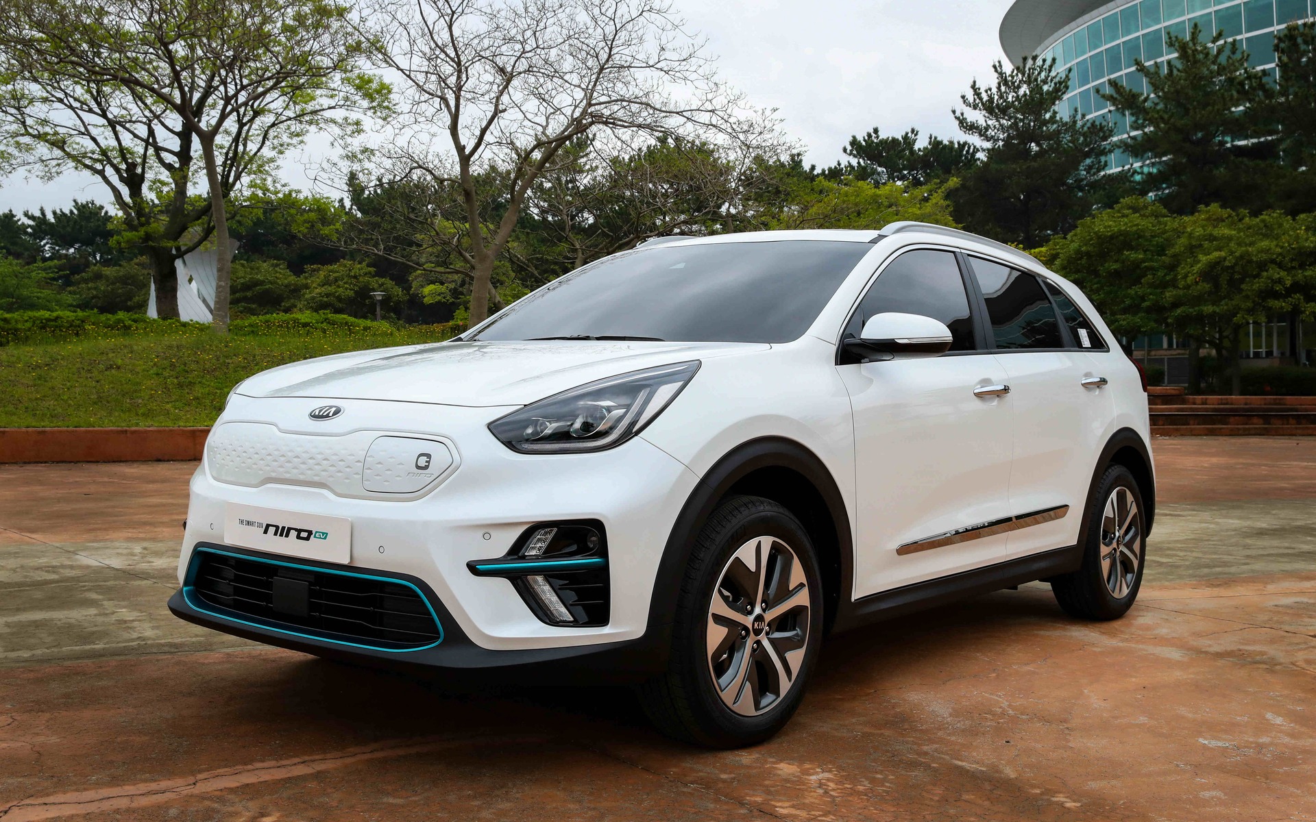 rollen Slink Kiezelsteen All-New Kia Niro EV is Unveiled with Up to 380 km of Range - The Car Guide