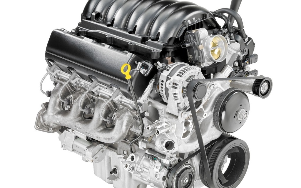 <p>5.3L V8 engine with Dynamic Fuel Management</p>