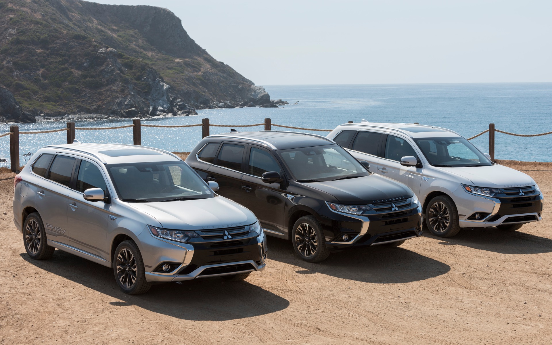 2018 Mitsubishi Outlander and Outlander PHEV