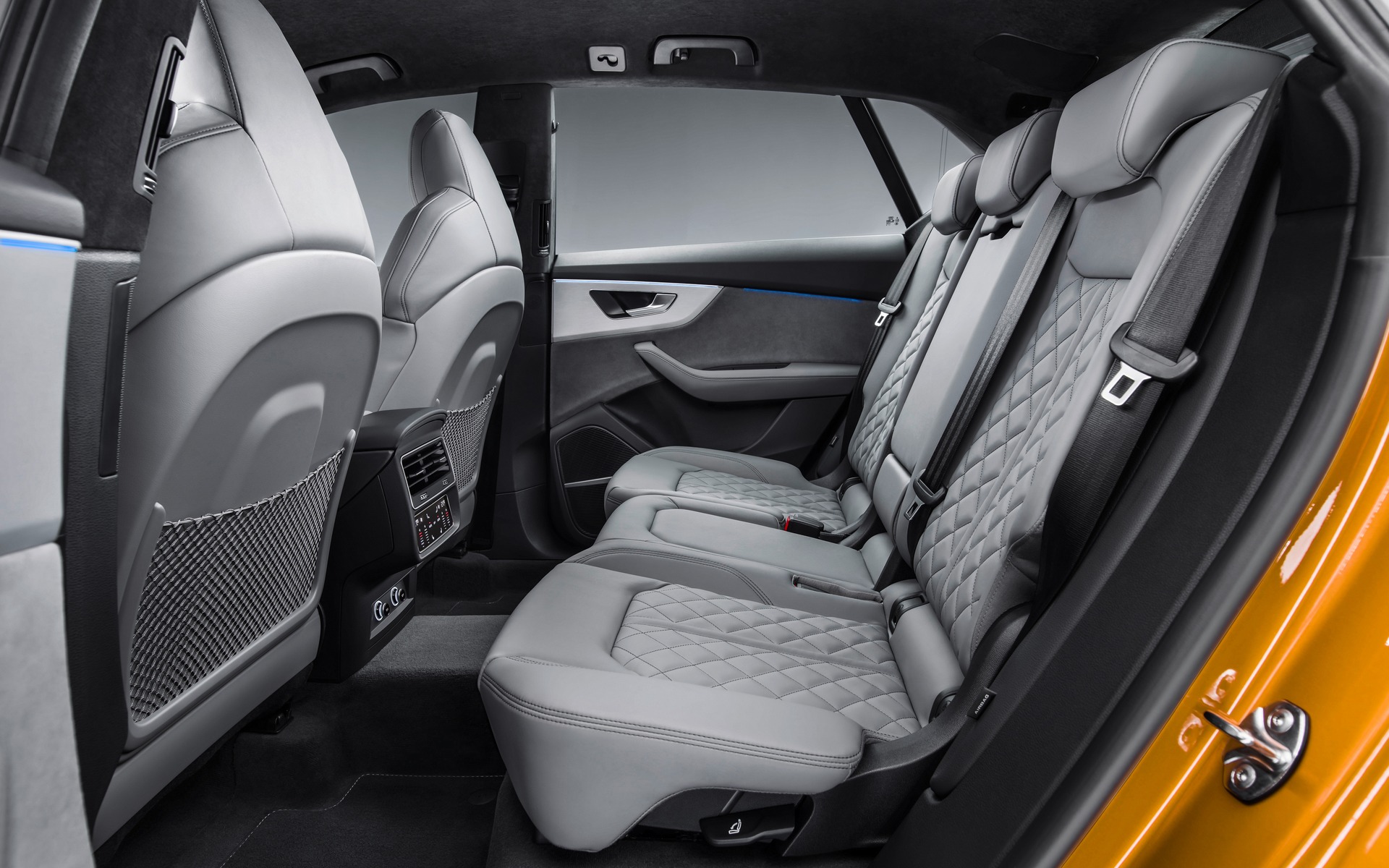 <p>2019 Audi Q8 interior, rear seats</p>